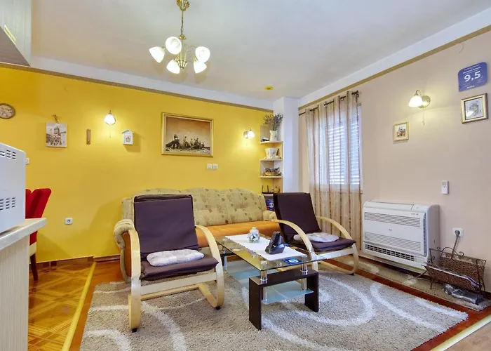Apartment Simeone *