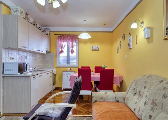 西蒙尼公寓 扎达尔