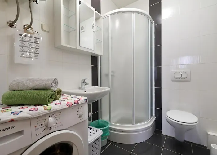 Simeone Apartment